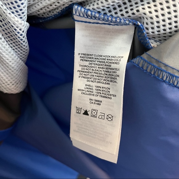 Columbia rain wind jacket. XXL size. Blue and grey, with a Durham Bulls logo - Picture 6 of 8